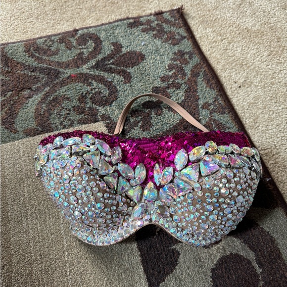Custom Made Bra - Picture 5 of 7